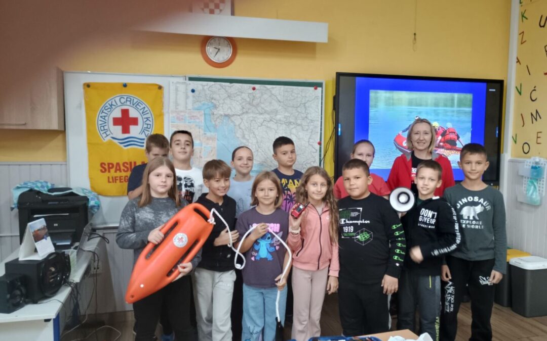 U 4.R.UČILI O SIGURNOSTI NA VODI