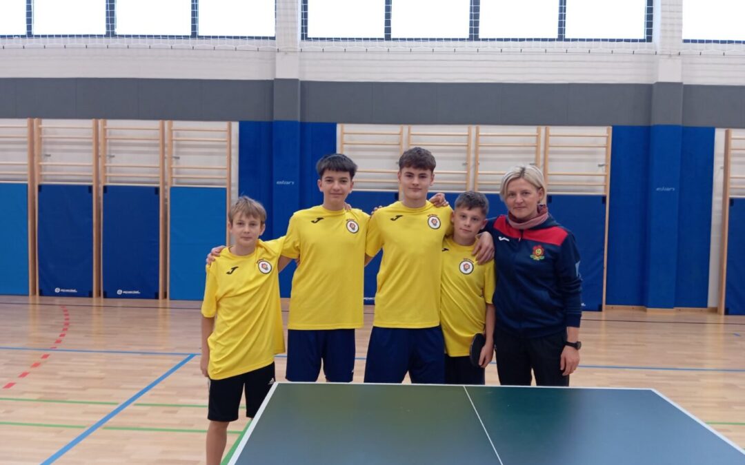 STOLNOTENISAČI OPET BRILJIRALI