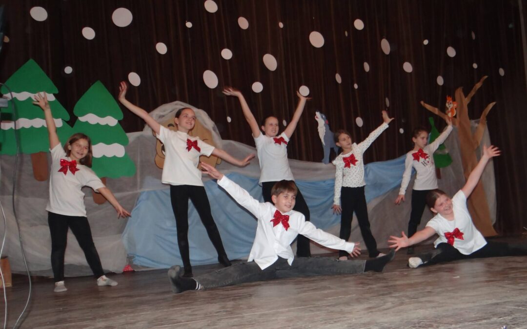 BOŽIĆNOM PRIREDBOM ODUŠEVILI OKUPLJENE U DOMU KULTURE