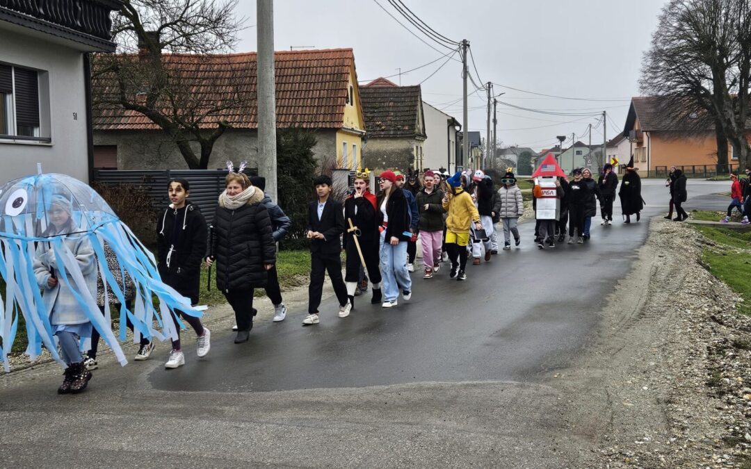 POVORKA MAŠKARA KROZ SELO I OSUDA FAŠNIKA