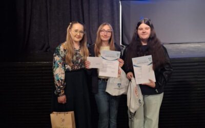 LANA PUNEK I LANA ŠIPEK (8.R.) DOBITNICE NAGRADE U ŽUPANIJSKOM NATJEČAJU