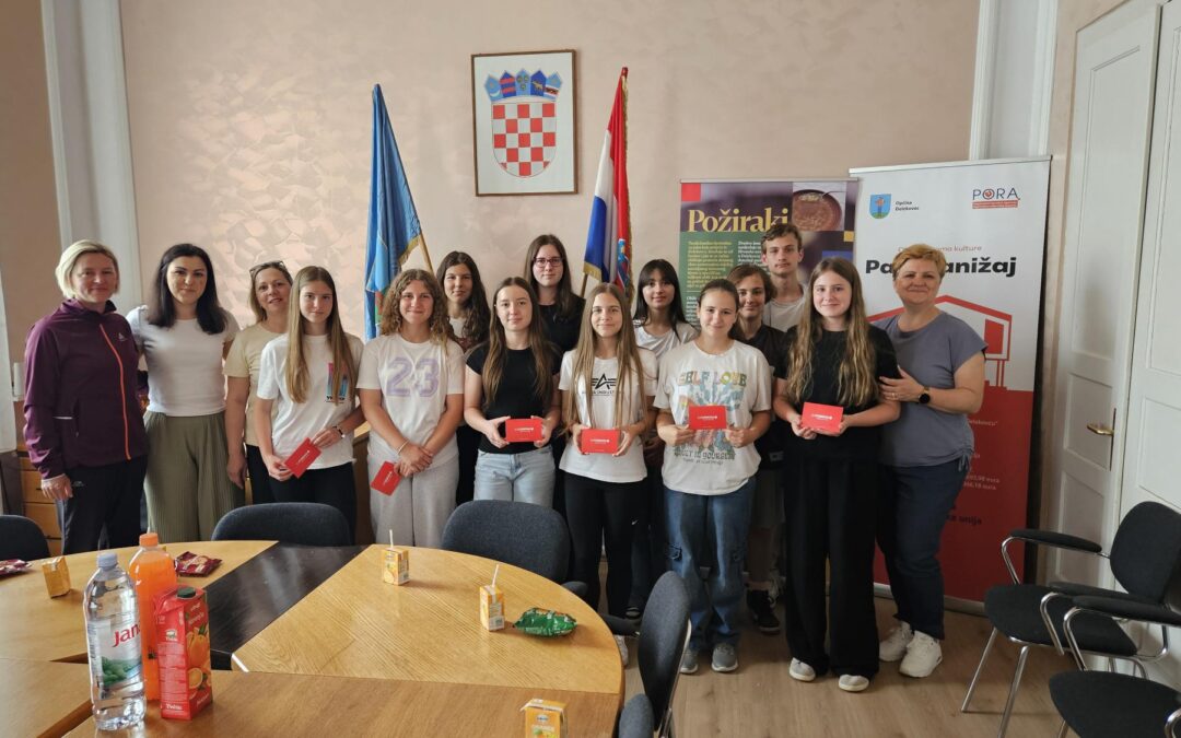 NAČELNICA OPĆINE UGOSTILA NAJUSPJEŠNIJE UČENIKE I MENTORICE